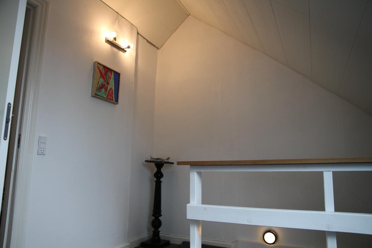 Hukaergaard Bed & Breakfast Ostbirk Exterior photo